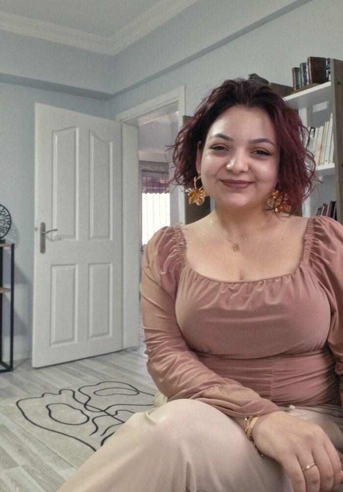 Psikolog İrem Erkaşda Kimdir